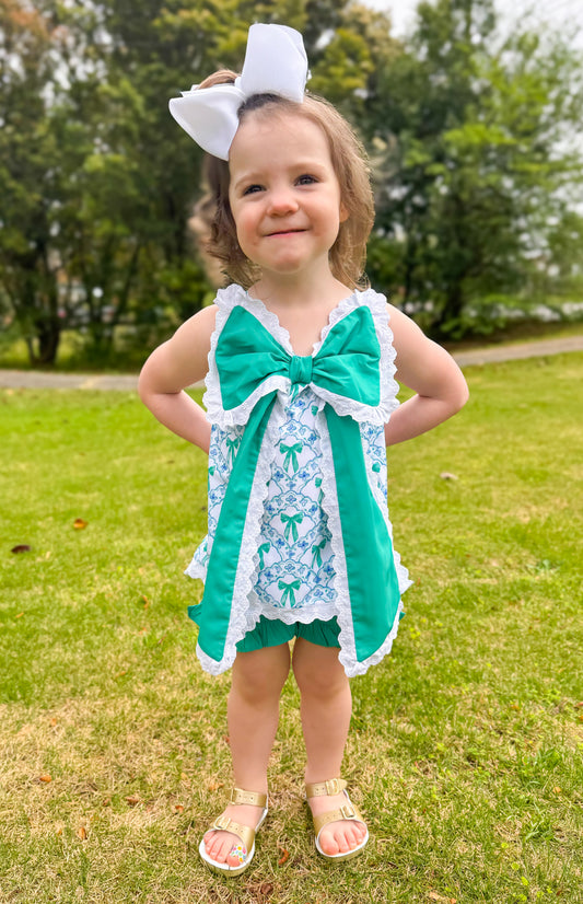 Haylee's Bow Short Set - Green Bow Trellis Collection